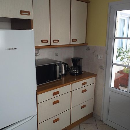Appartement 3 Chambres 6 Pers Rez De Jardin 5Min Plage Quartier Du Phare Location Du Dimanche Au Dimanche En Juillet Et Aout 滨海拉特朗什 外观 照片