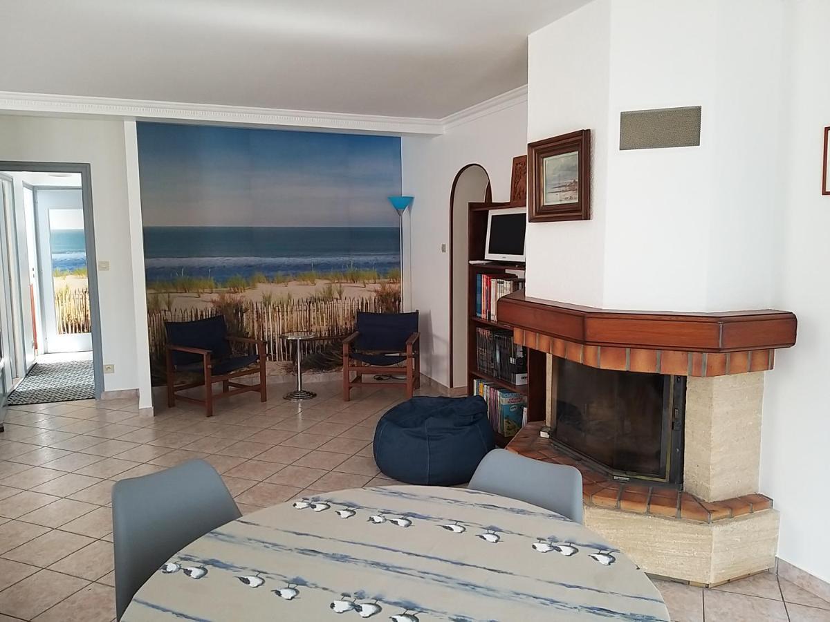 Appartement 3 Chambres 6 Pers Rez De Jardin 5Min Plage Quartier Du Phare Location Du Dimanche Au Dimanche En Juillet Et Aout 滨海拉特朗什 外观 照片