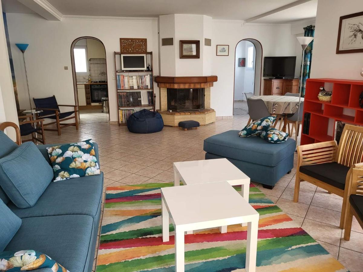 Appartement 3 Chambres 6 Pers Rez De Jardin 5Min Plage Quartier Du Phare Location Du Dimanche Au Dimanche En Juillet Et Aout 滨海拉特朗什 外观 照片