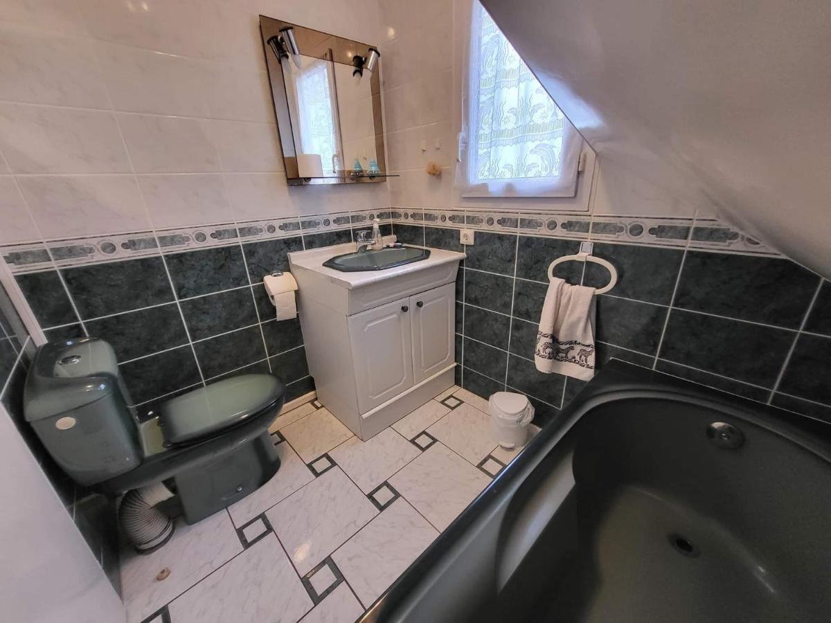 Appartement 3 Chambres 6 Pers Rez De Jardin 5Min Plage Quartier Du Phare Location Du Dimanche Au Dimanche En Juillet Et Aout 滨海拉特朗什 外观 照片